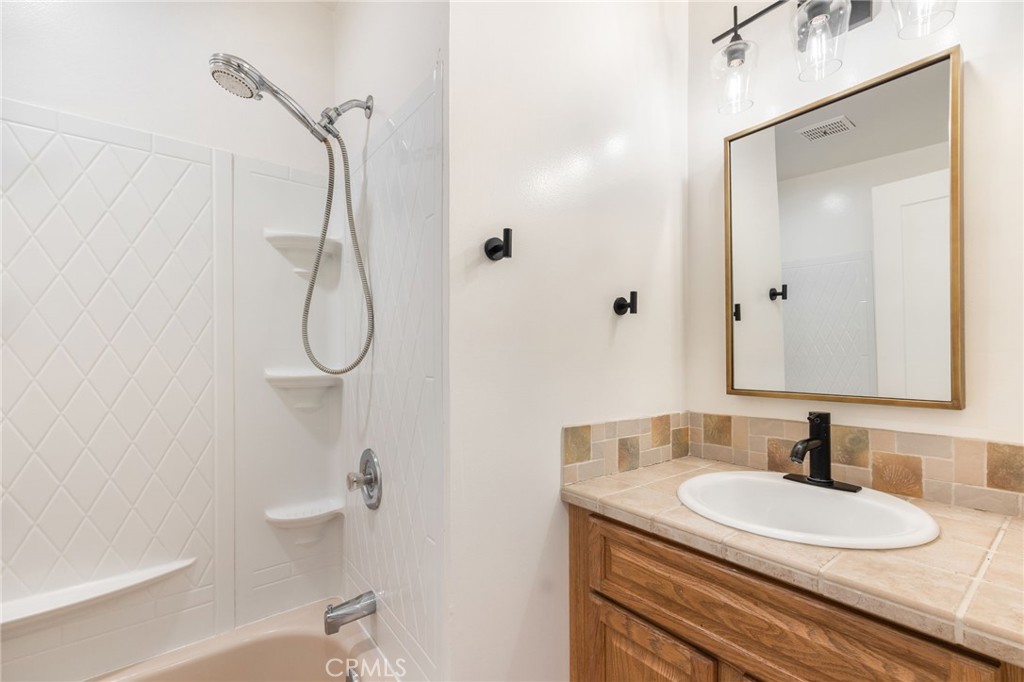1308 Locust Property Photo 15