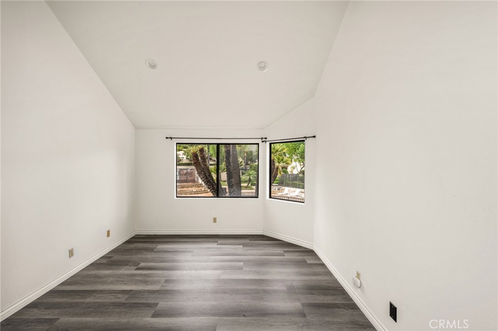 13104 Glen Court 20 Property Photo 25