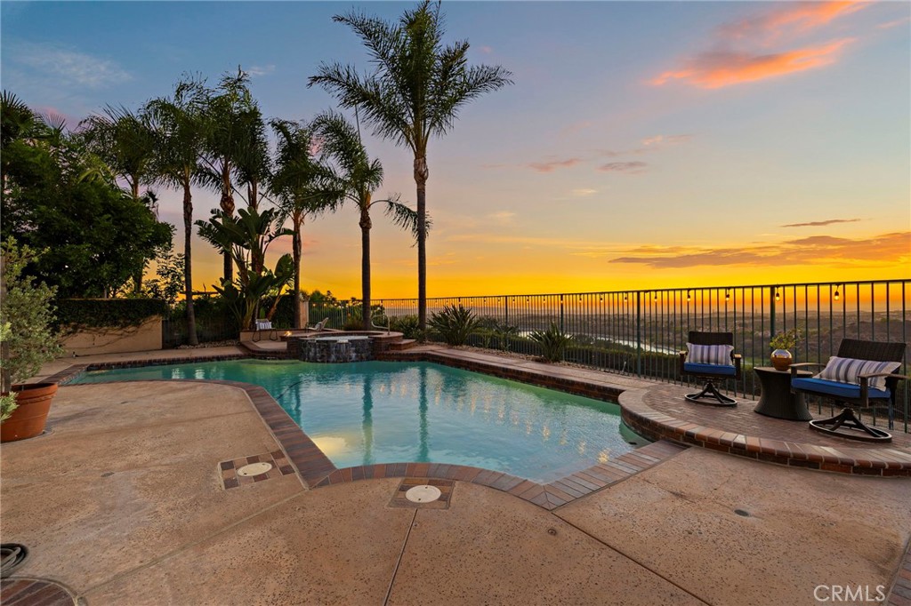 17 Via Belmonte Property Photo 4
