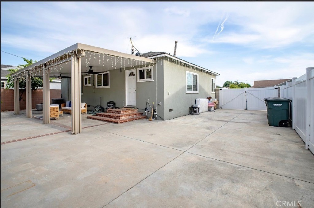 8217 Poinsettia Drive Property Photo 7