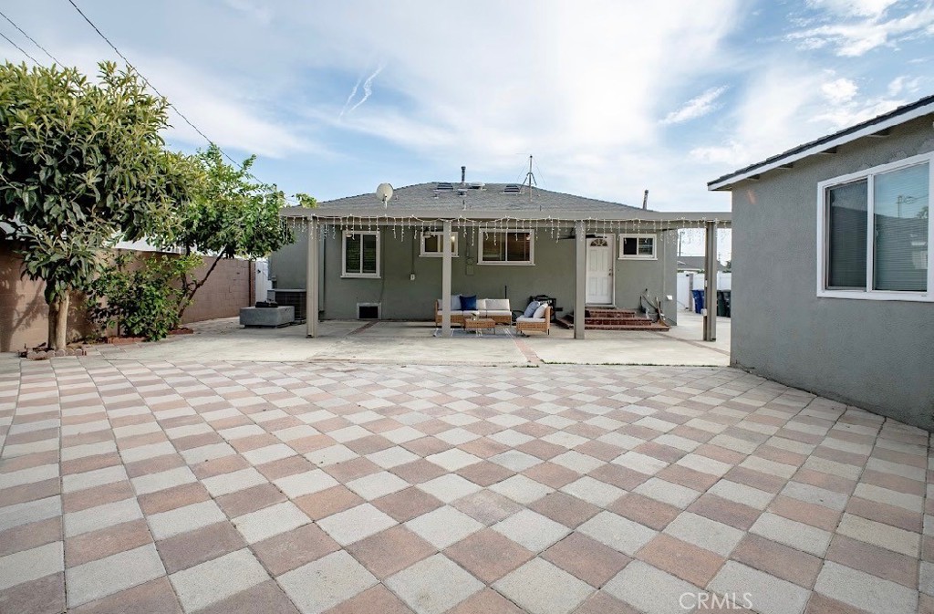 8217 Poinsettia Drive Property Photo 9