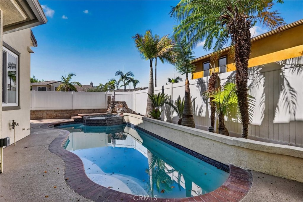 1 Bottlebrush Property Photo 28