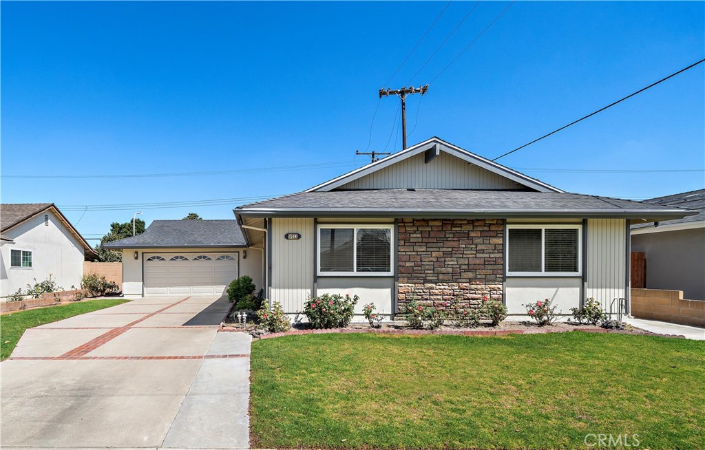 9413 Toucan Avenue Property Photo 2