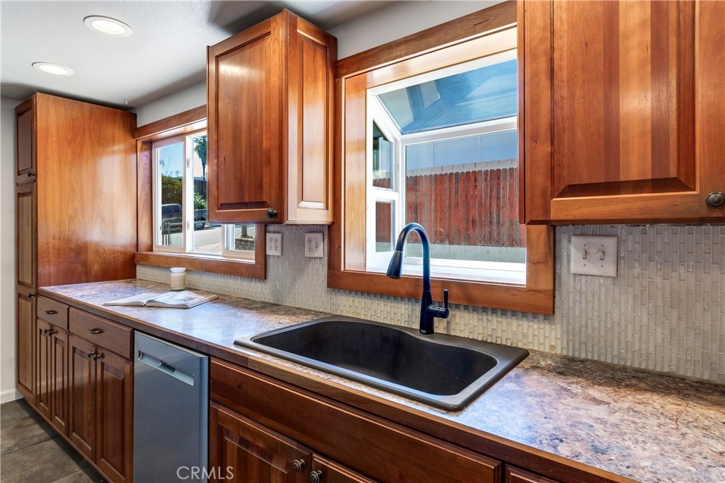 715 Las Ramblas Property Photo 6