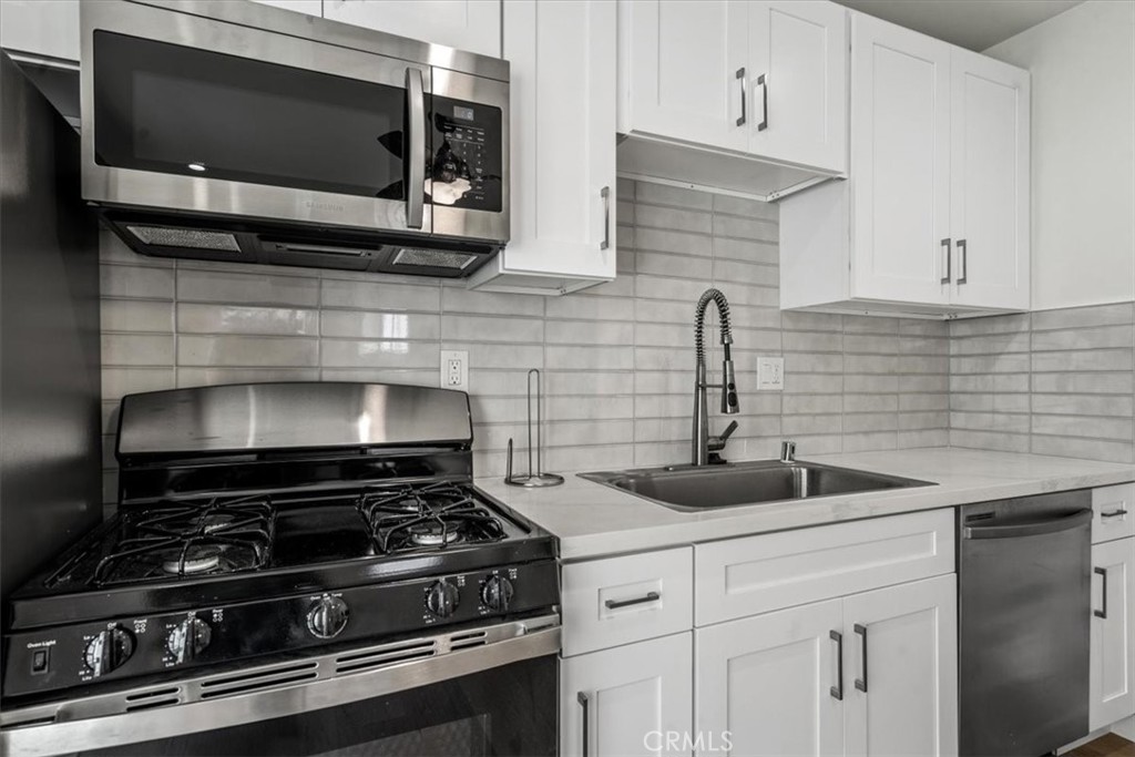 602 Douglas Street Property Photo 12