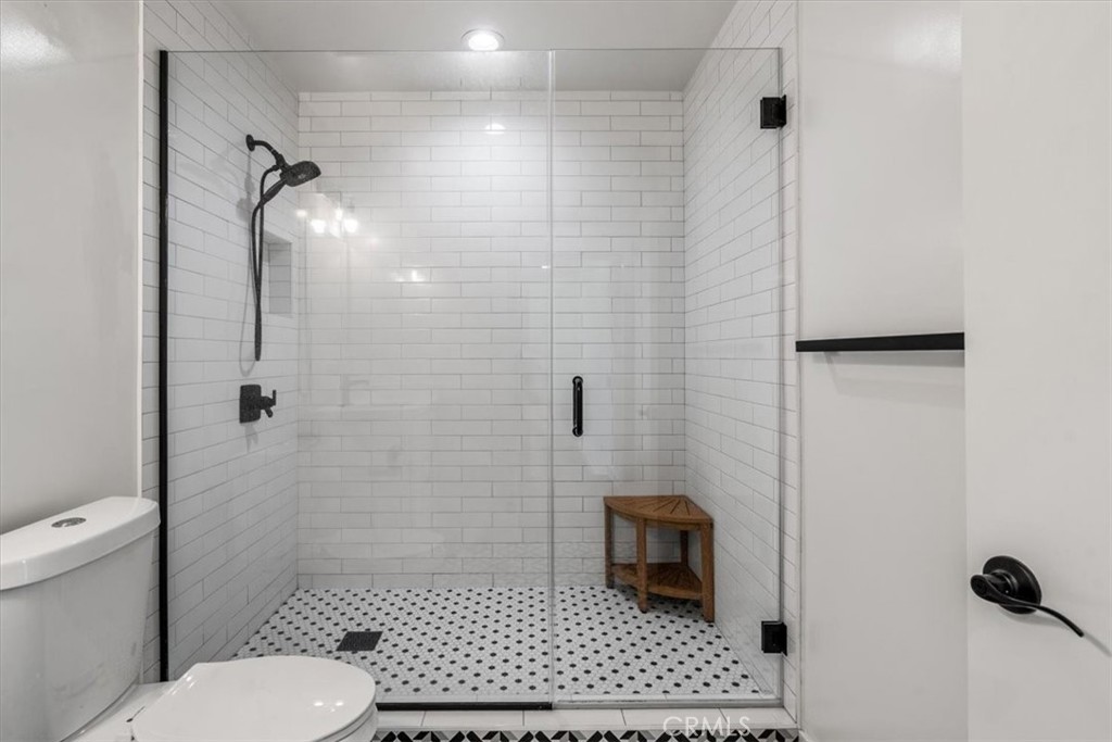 602 Douglas Street Property Photo 21