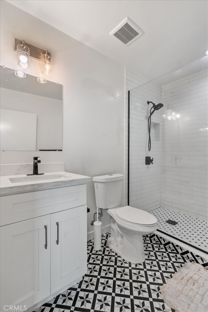 602 Douglas Street Property Photo 23