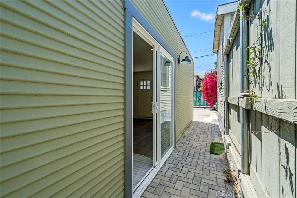602 Douglas Street Property Photo 24