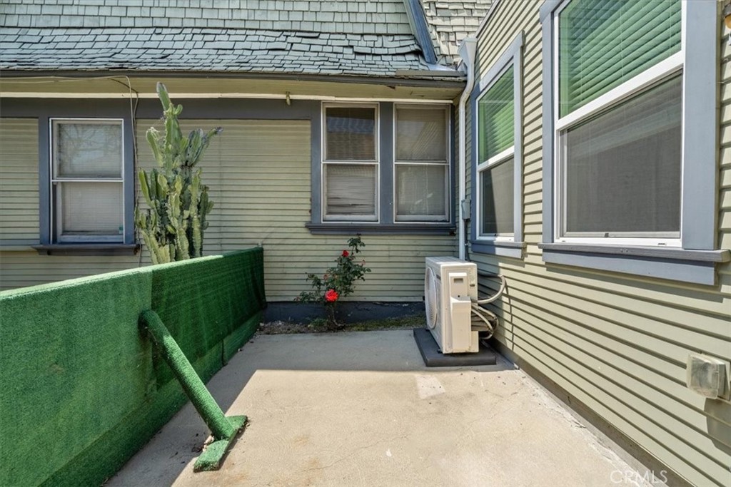 602 Douglas Street Property Photo 26
