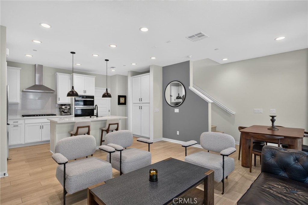 413 Moonflower Property Photo 7
