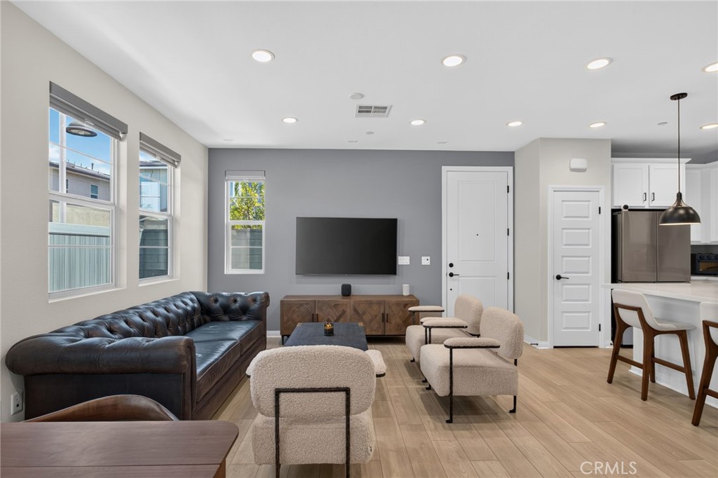 413 Moonflower Property Photo 8