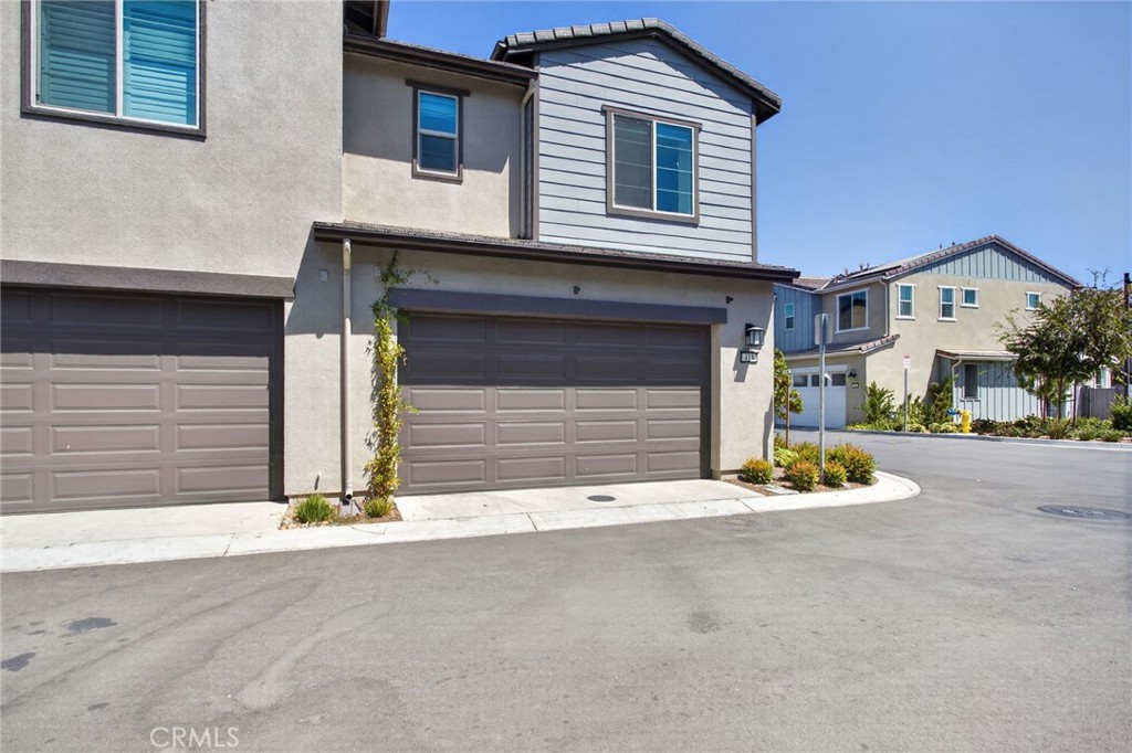 413 Moonflower Property Photo 33