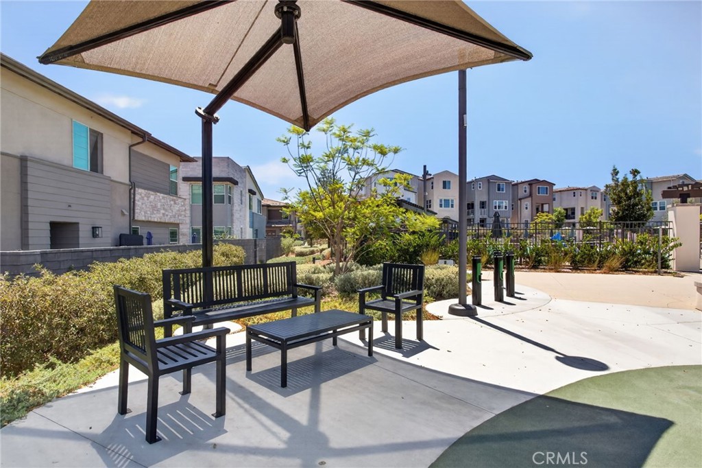 413 Moonflower Property Photo 39