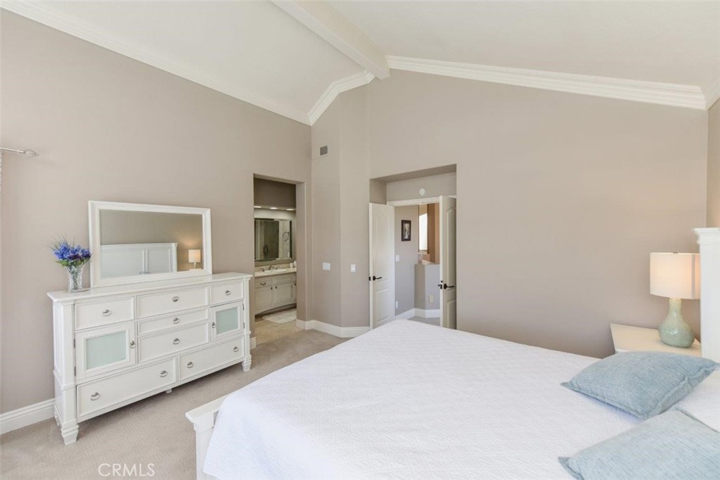 38 Toulon Property Photo 30