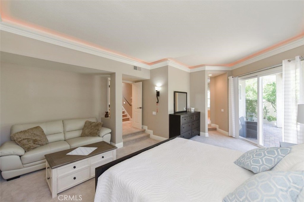 38 Toulon Property Photo 33