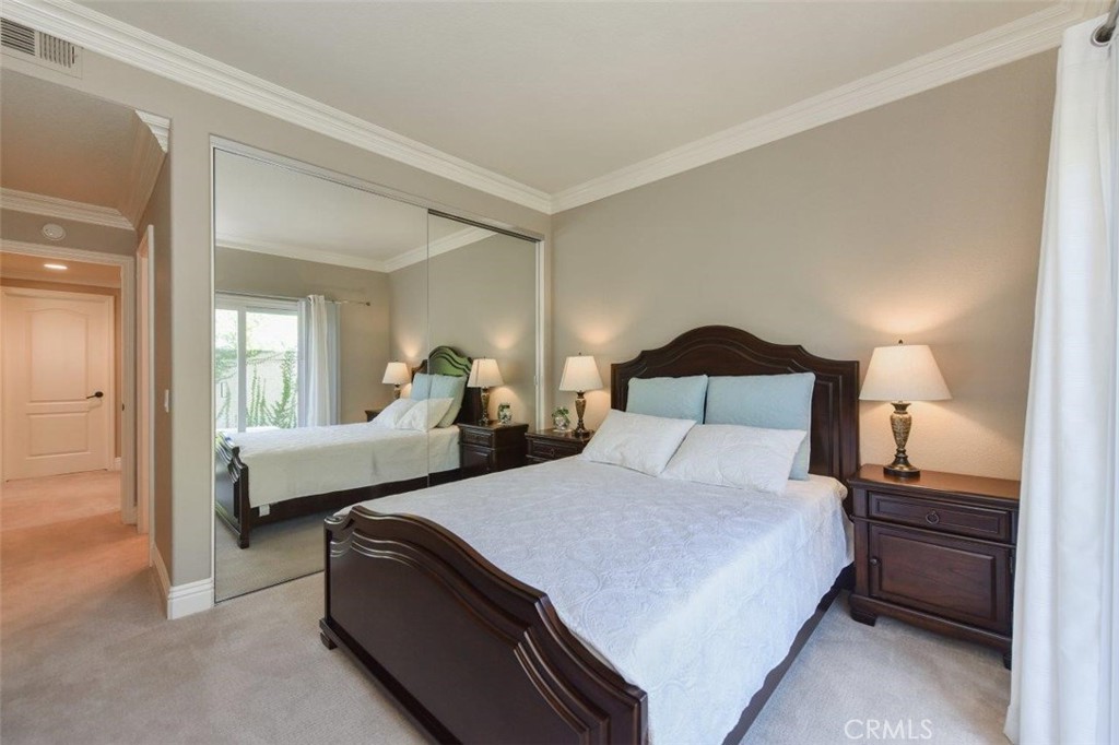 38 Toulon Property Photo 36