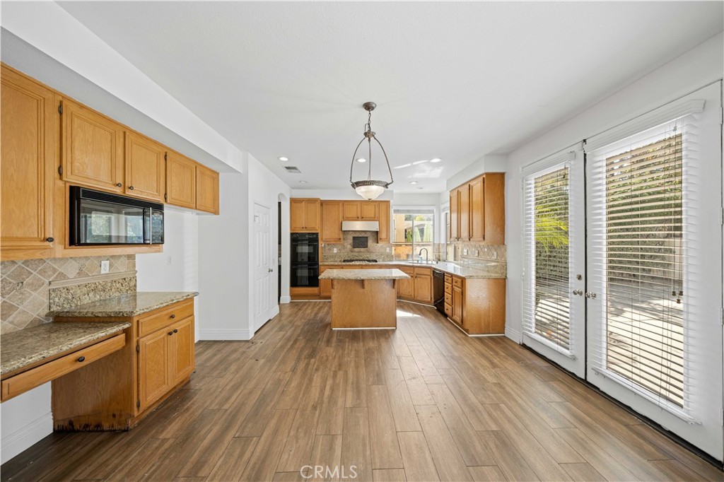 16190 Vermeer Drive Property Photo 15