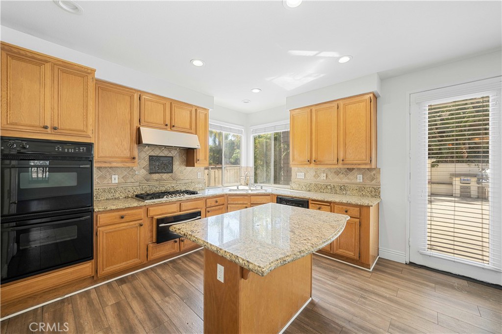 16190 Vermeer Drive Property Photo 16