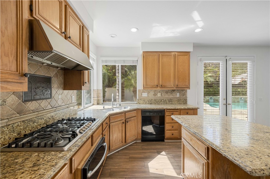16190 Vermeer Drive Property Photo 17