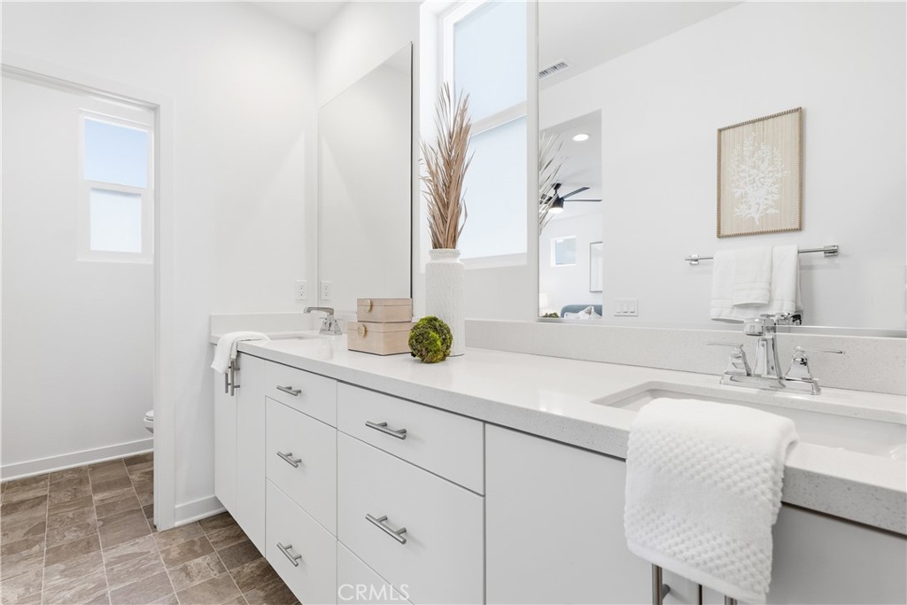 441 Potter Way Property Photo 16