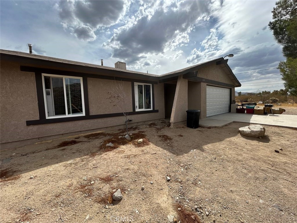 32257 Zircon Property Photo 1