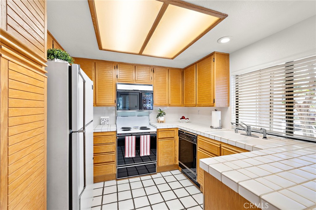 27802 Gleneagles Property Photo 12