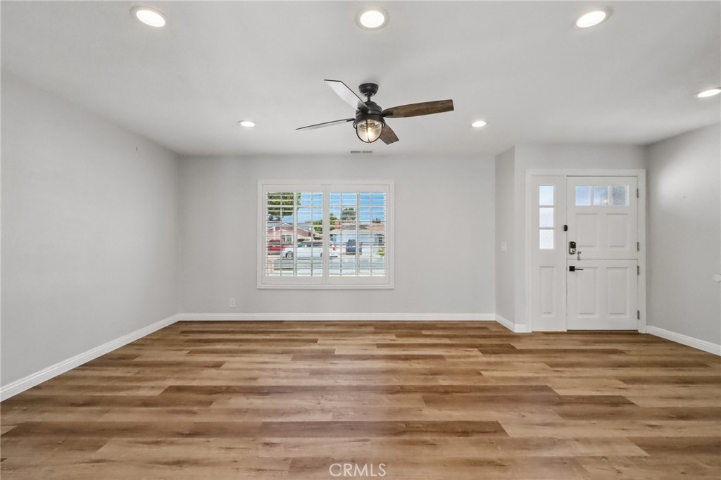 5792 Venturi Drive Property Photo 3