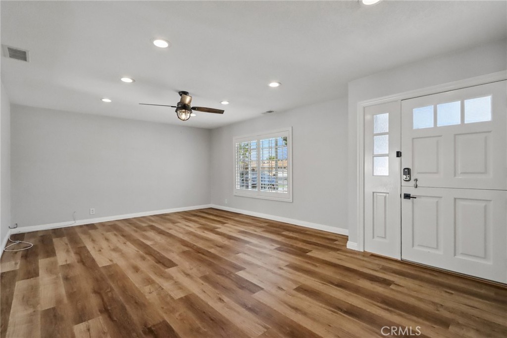 5792 Venturi Drive Property Photo 7