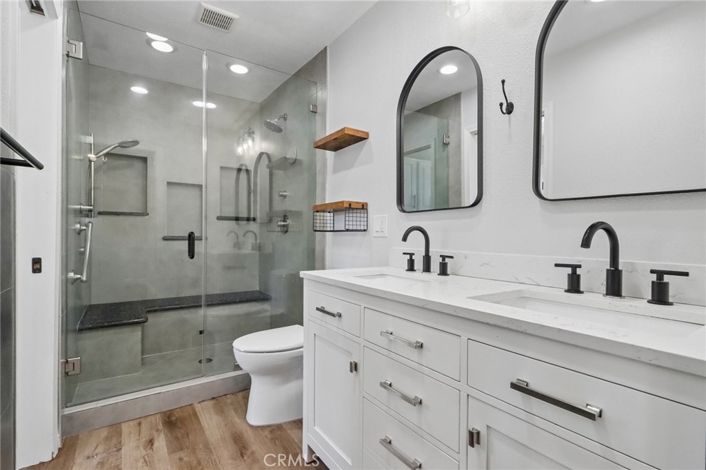5792 Venturi Drive Property Photo 16