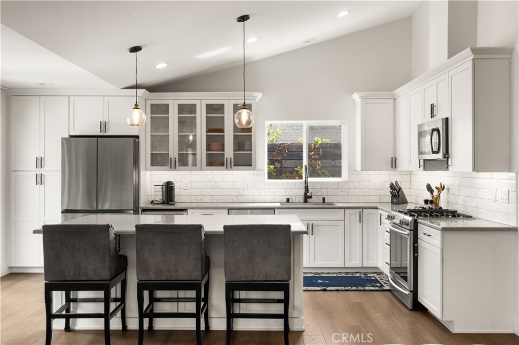 2049 Monrovia Property Photo 5