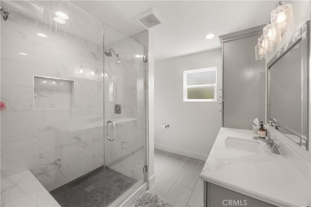 2049 Monrovia Property Photo 14