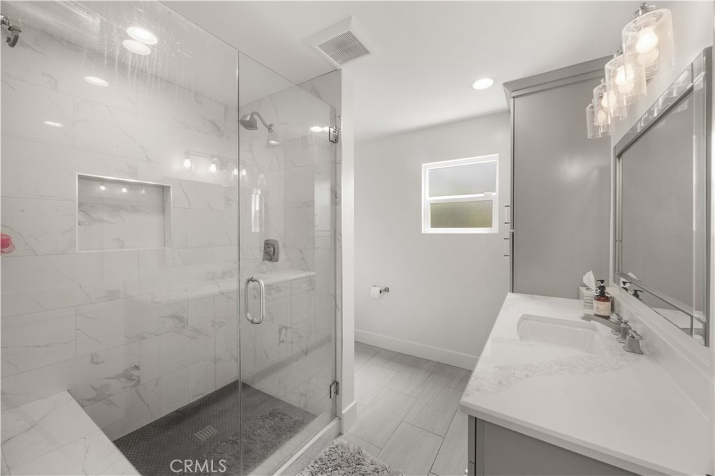 2049 Monrovia Property Photo 14