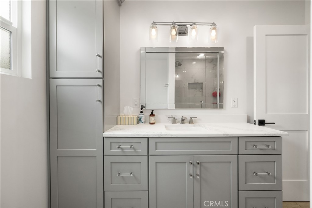 2049 Monrovia Property Photo 15