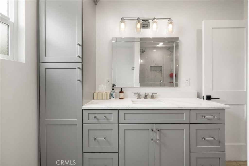 2049 Monrovia Property Photo 15