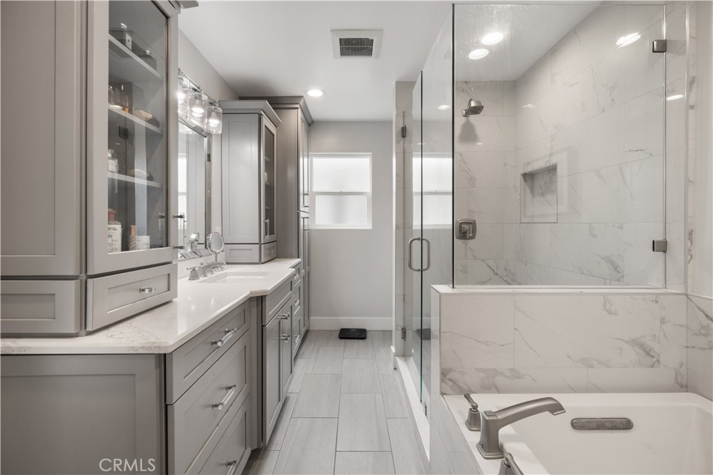 2049 Monrovia Property Photo 23