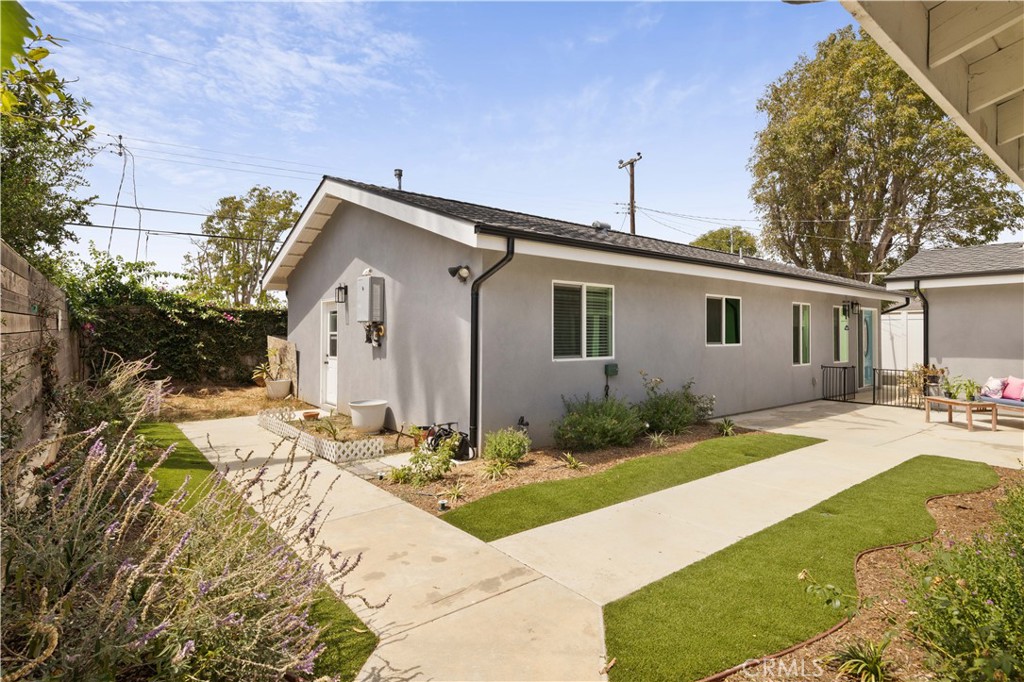 2049 Monrovia Property Photo 27