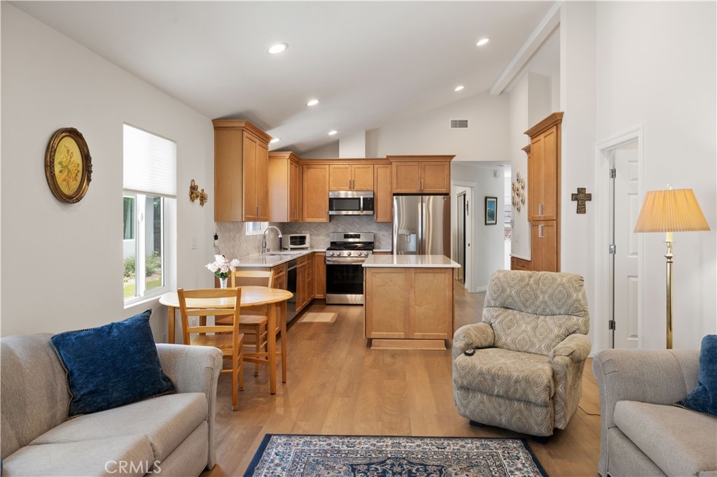 2049 Monrovia Property Photo 31