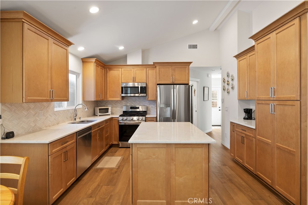 2049 Monrovia Property Photo 34