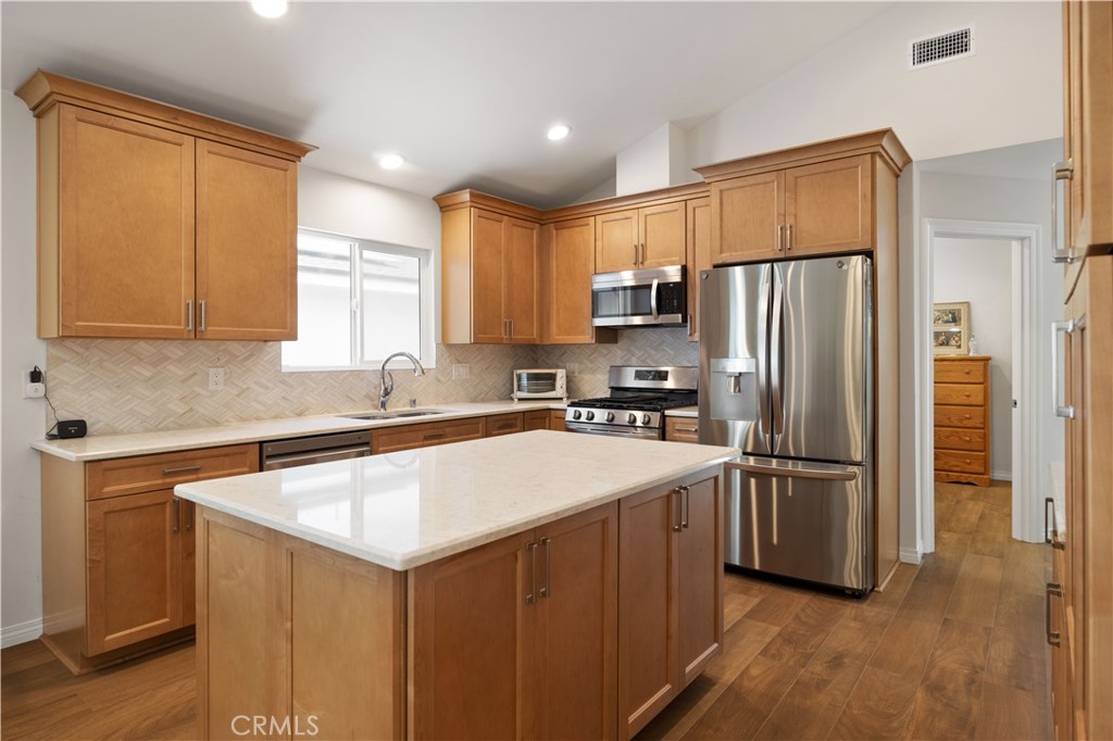 2049 Monrovia Property Photo 35