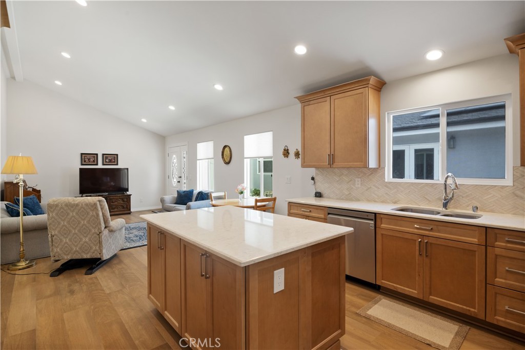 2049 Monrovia Property Photo 37