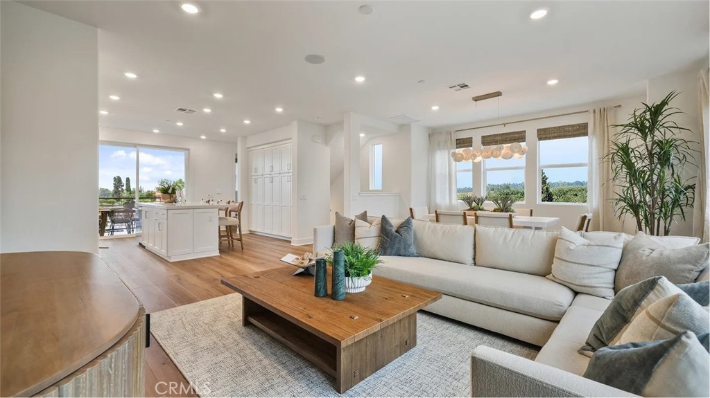 1792 Lychee Street Property Photo 4