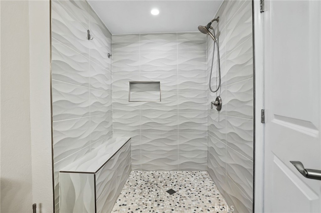 25221 Tasman Rd Property Photo 20