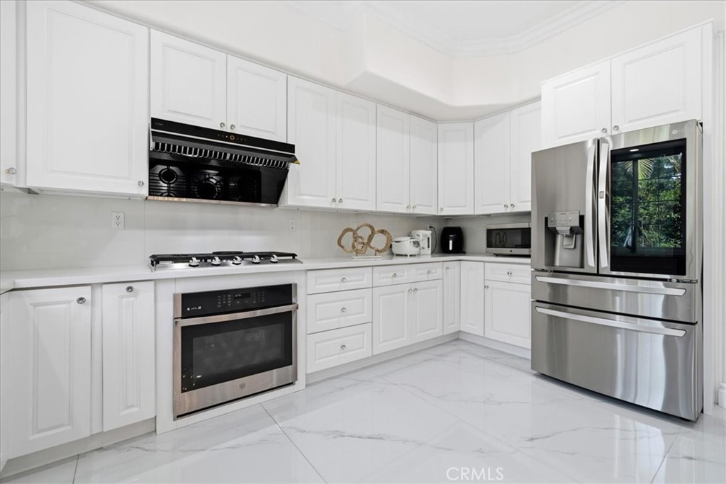 98 Winslow Property Photo 10