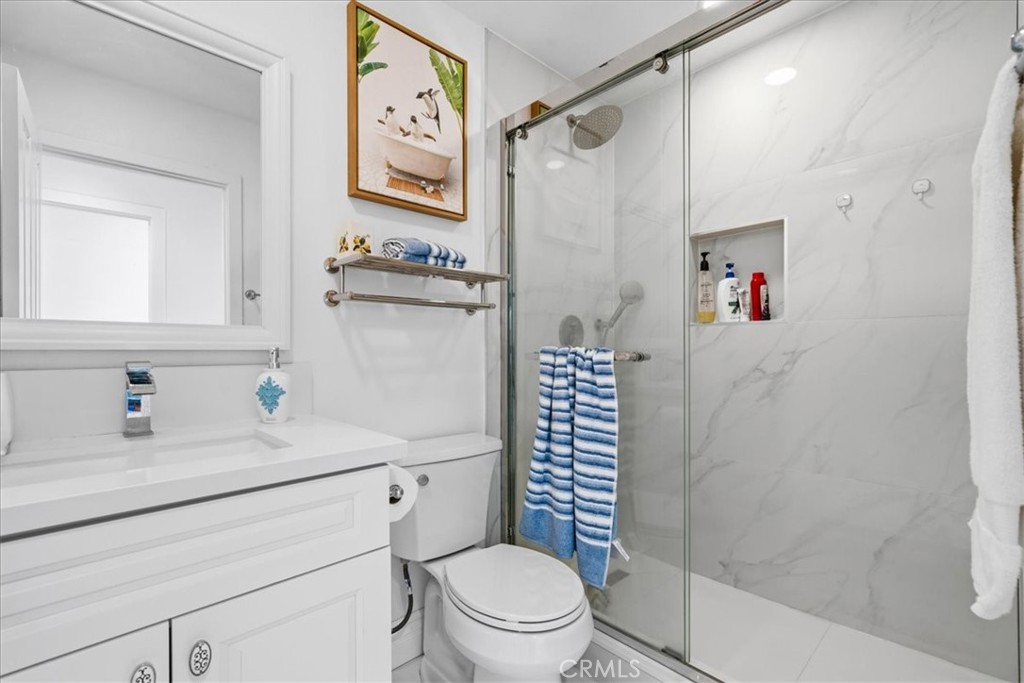 98 Winslow Property Photo 26