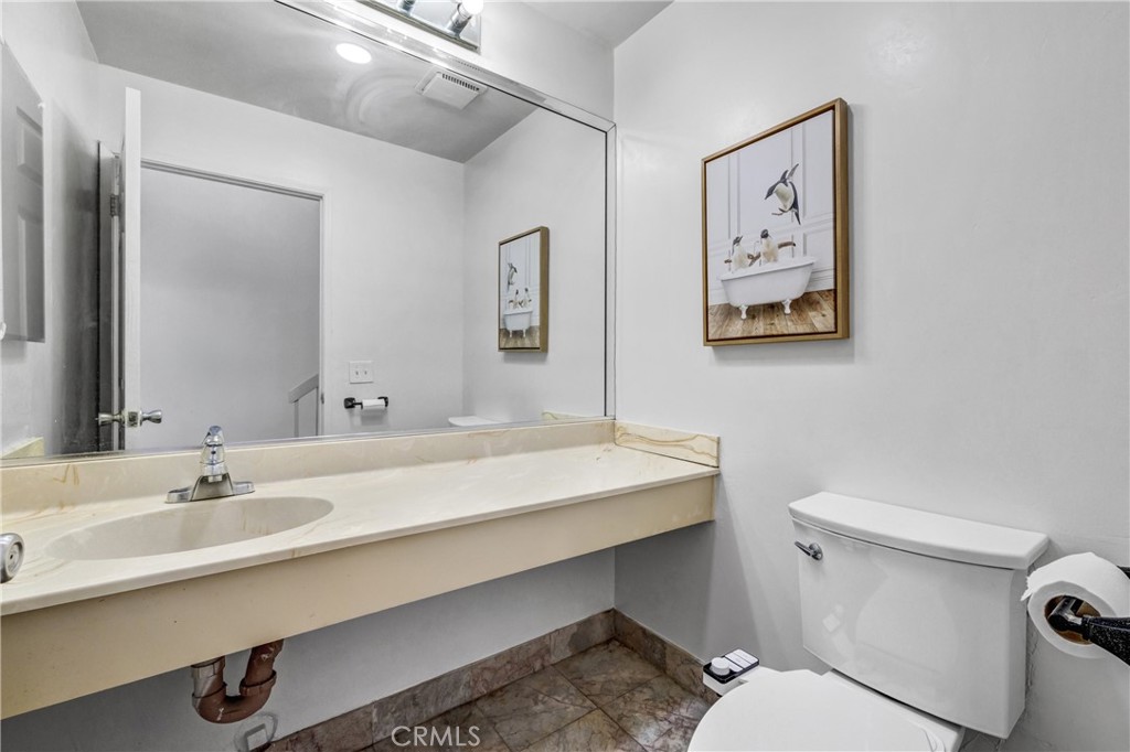 4828 W 5th E Property Photo 21