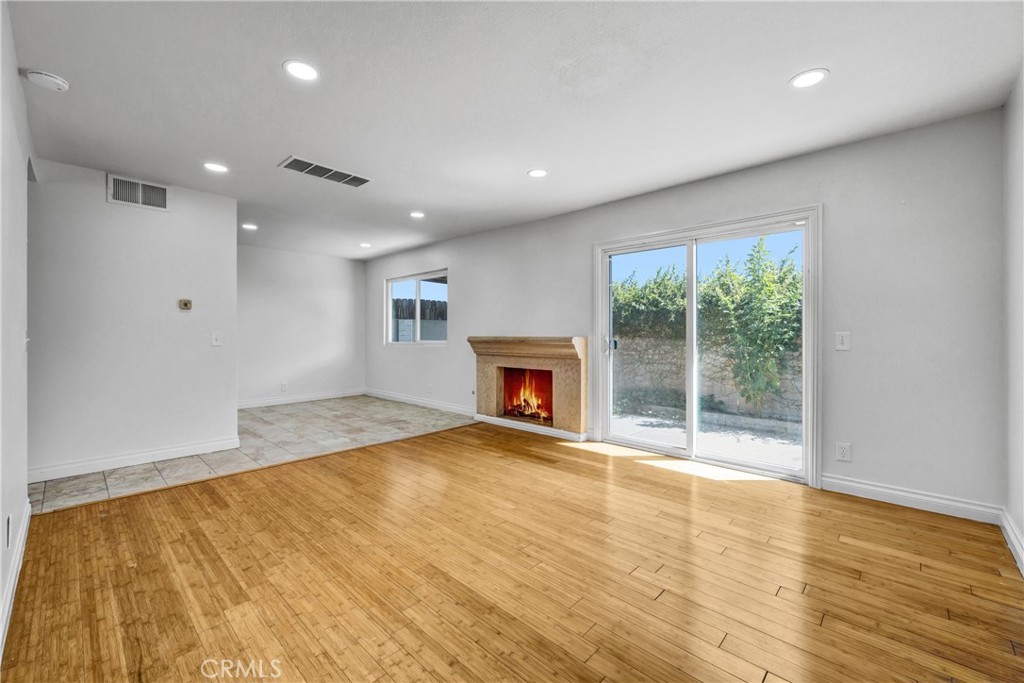 4828 W 5th E Property Photo 28