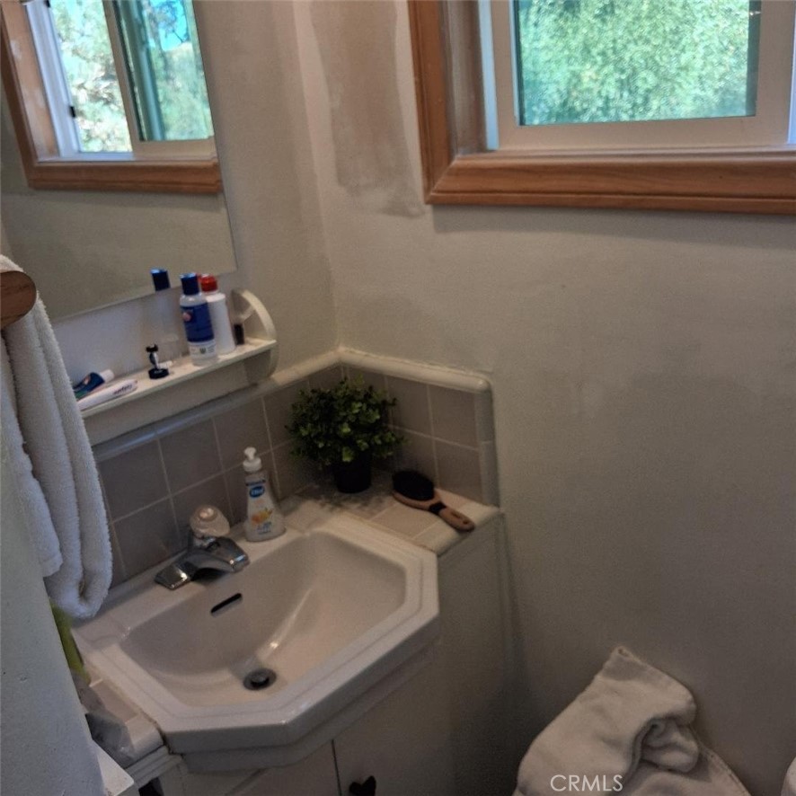 800 Cameron Drive Property Photo 20