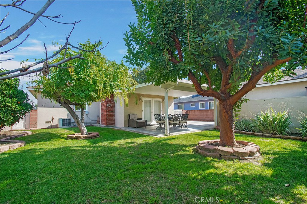 1007 S Cedar Avenue Property Photo 17