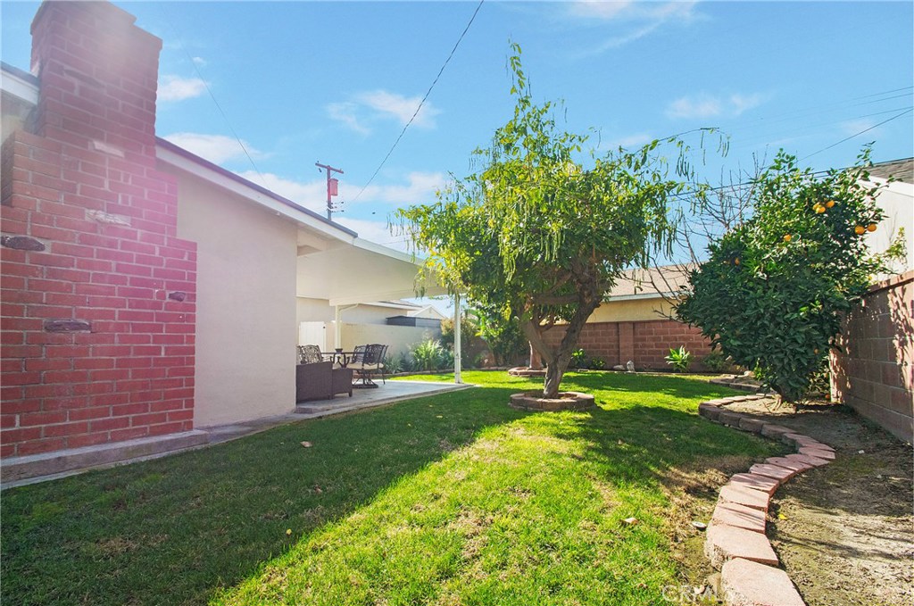 1007 S Cedar Avenue Property Photo 18