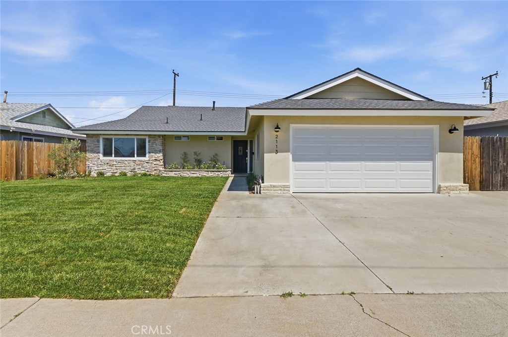 2113 S Forest Property Photo 2